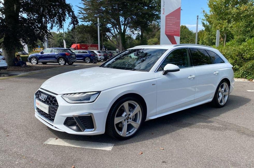 Audi A4 Photo at-0e4934ba3c7c4224a062b3793319fa50.jpg