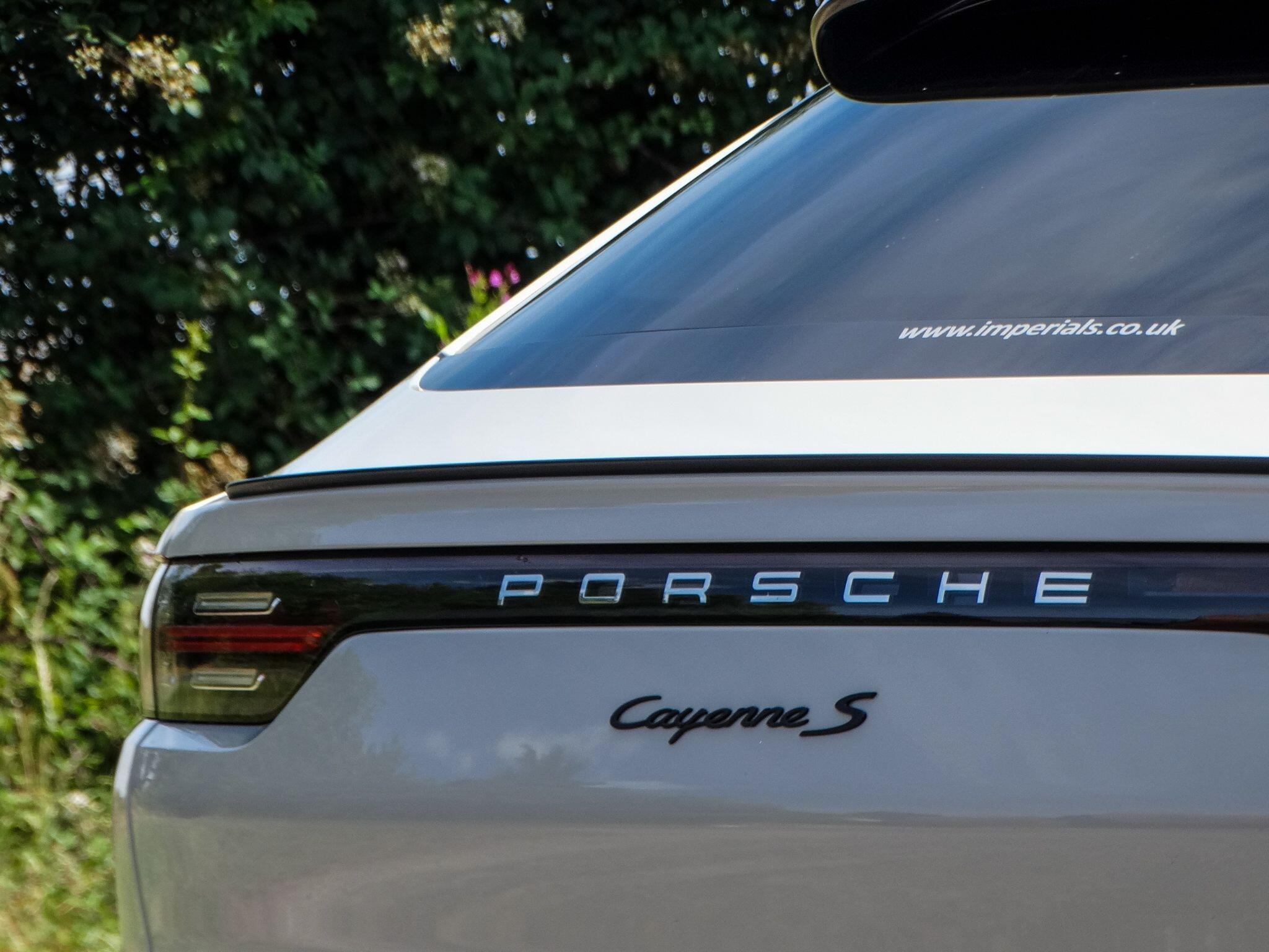 Porsche Cayenne 2.9T V6 S TiptronicS 4WD Euro 6 (s/s) 5dr — photo 9