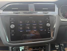 Volkswagen Tiguan Photo 11