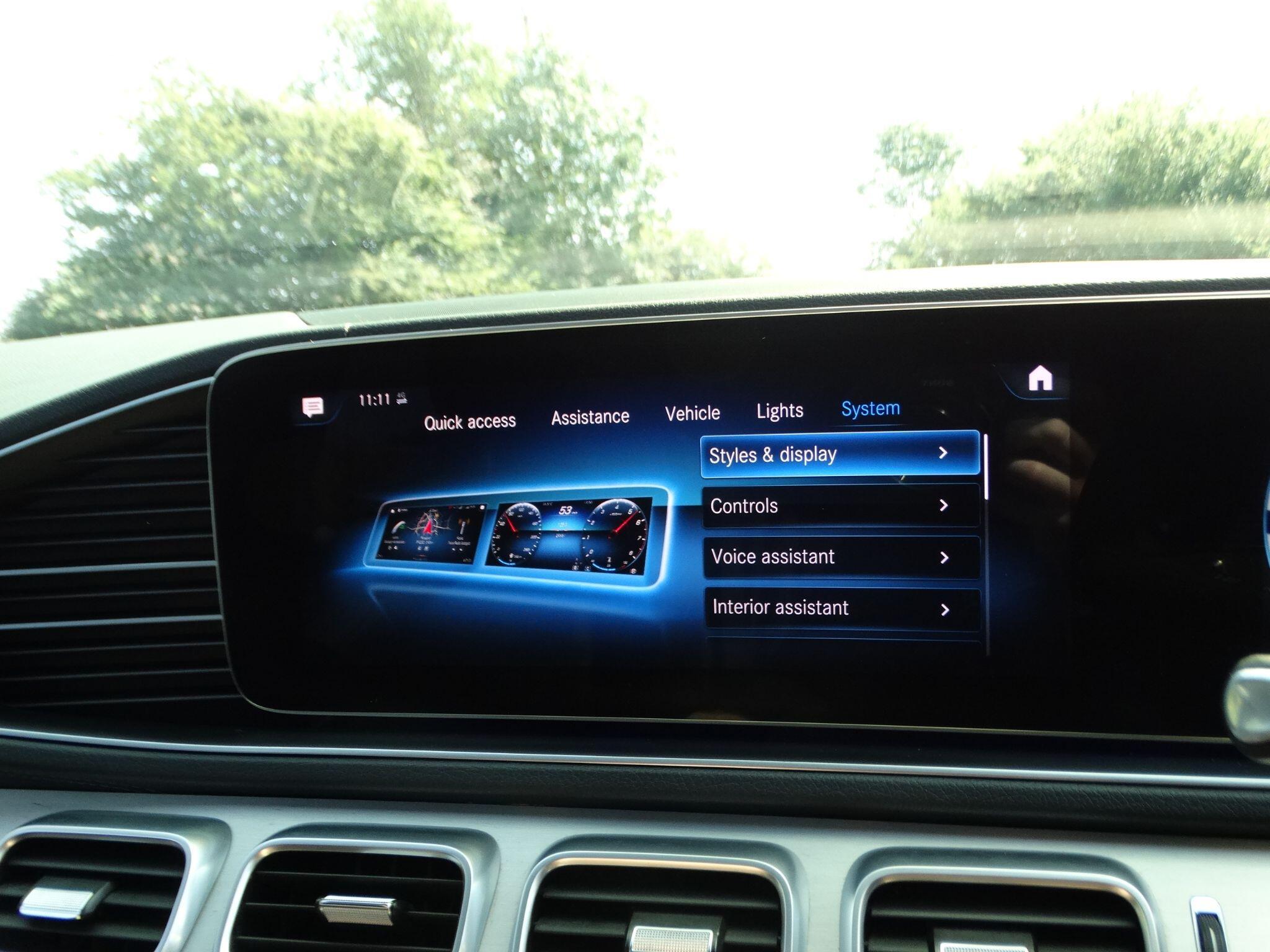 Mercedes-Benz GLS 2.9 GLS400d AMG Line (Premium) G-Tronic 4MATIC Euro 6 (s/s) 5dr — photo 38