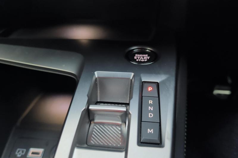 Used Peugeot 408 YP24AXO 37