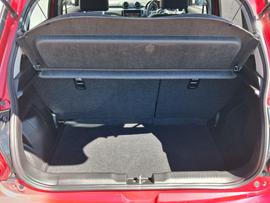 Suzuki Swift Photo 13