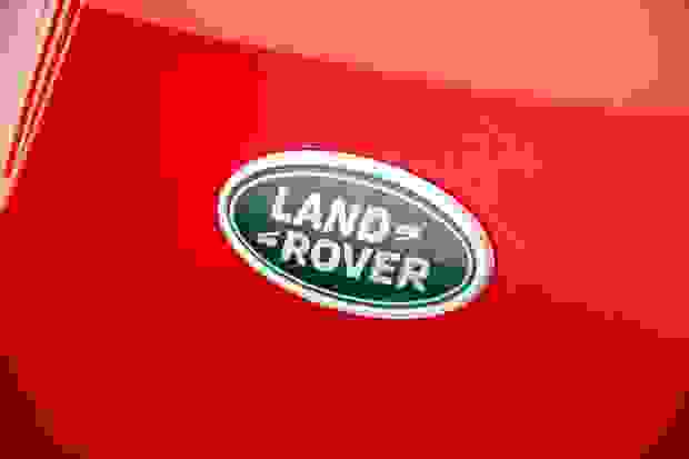 Land Rover RANGE ROVER EVOQUE Photo at-0ea5d16e8126439298d39906b8afa06e.jpg