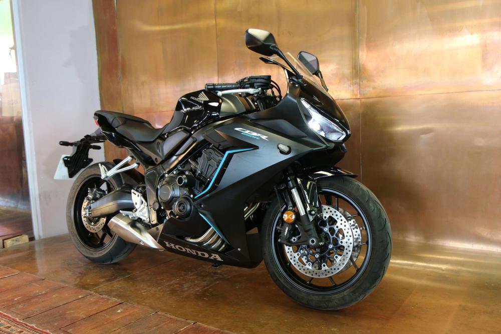 Honda CBR650R Photo at-0ecf9ec73aa04b86a5cd640e6e22d648.jpg