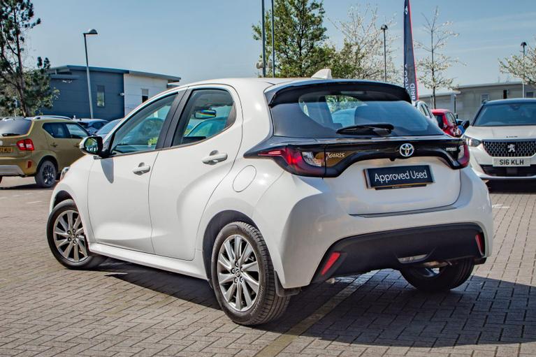 Used Toyota Yaris LS23OWV 19