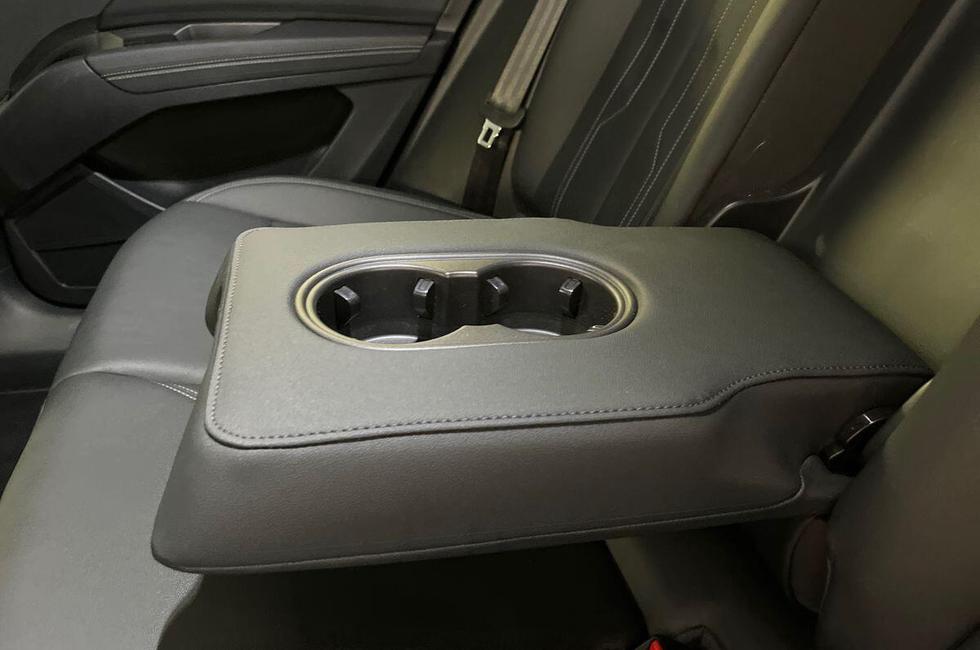 Audi Q4 Photo at-0edecb30a8f6467fa6a3d19f2a846a3e.jpg
