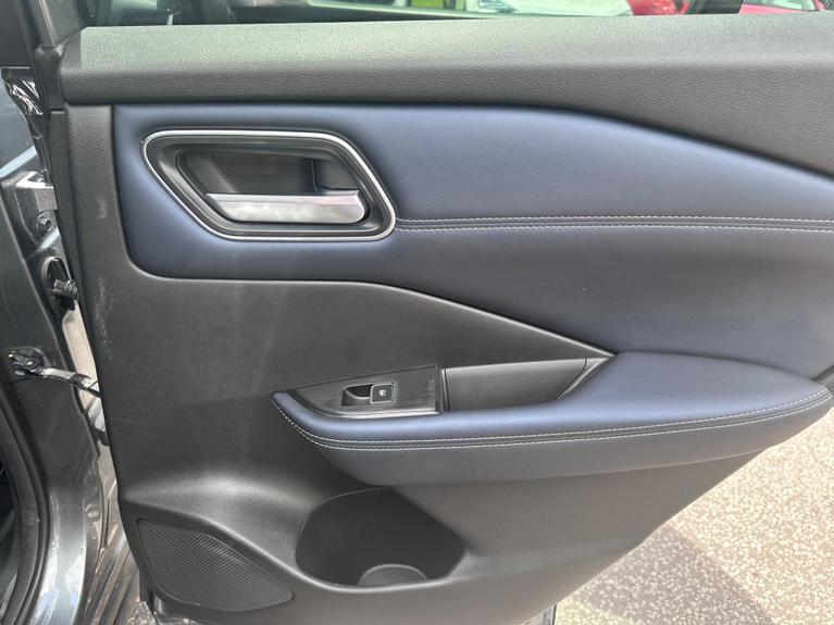 Used Nissan Qashqai DT73EFV 18