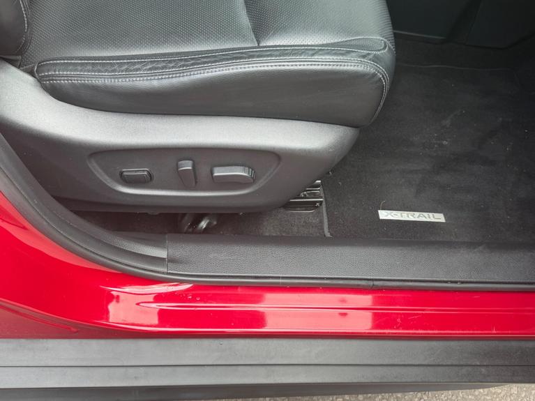 Used Nissan X-Trail WV68GLY 16