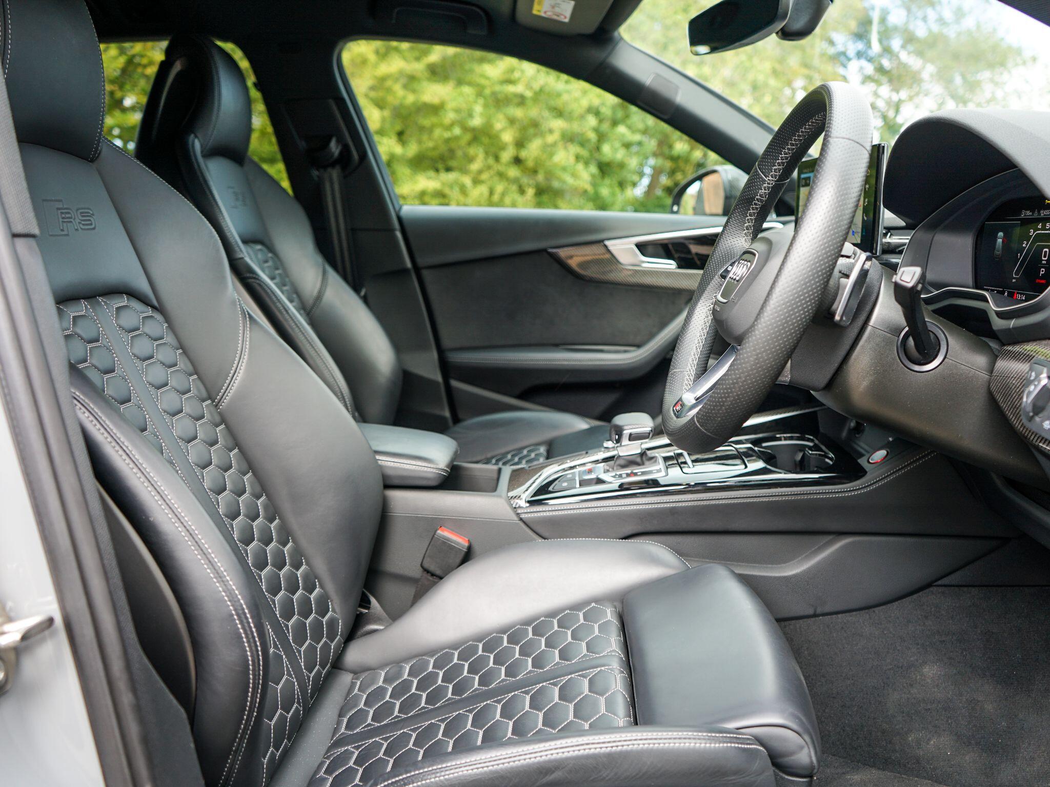 Audi RS4 Avant 2.9 TFSI V6 Carbon Black Estate 5dr Petrol Tiptronic quattro Euro 6 (s/s) (450 ps) — photo 26