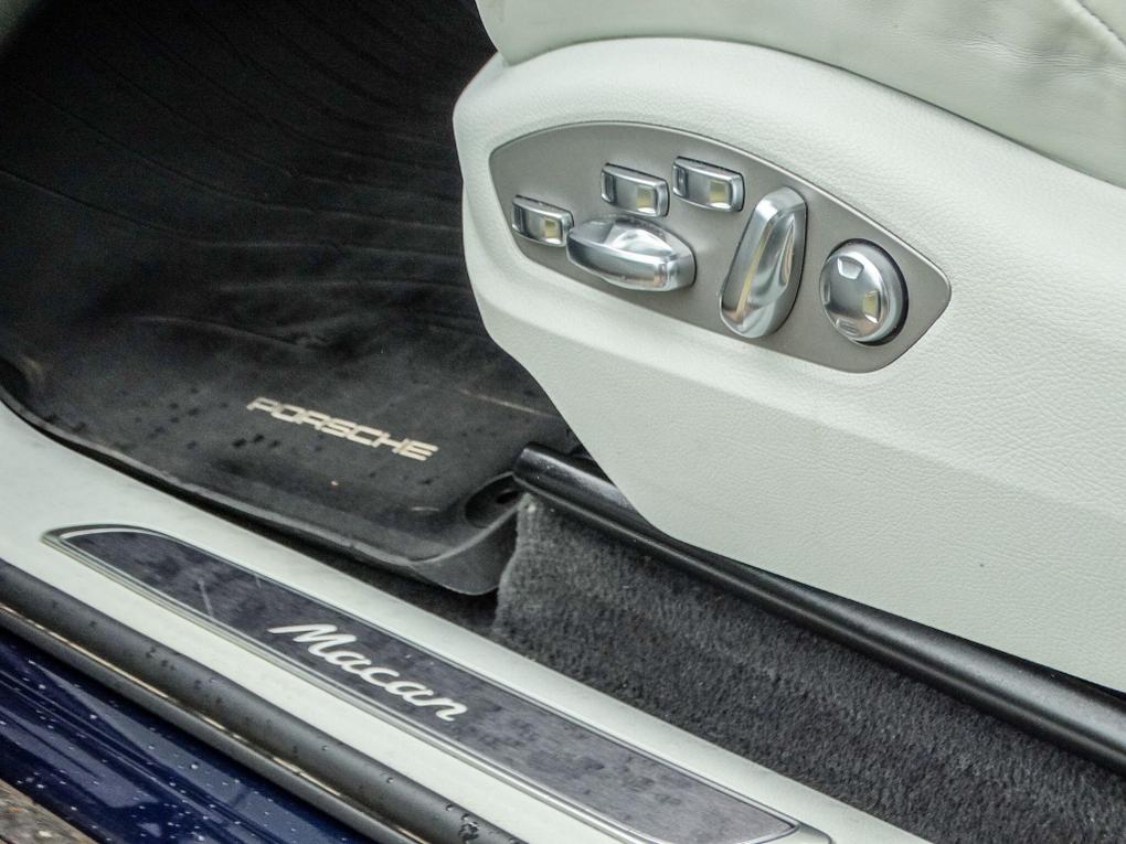 Used Porsche Macan LX72OYD 20