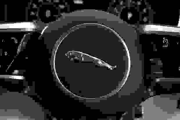 Jaguar F-PACE Photo at-0f72c3a9ac53497cac71d02911d48a14.jpg
