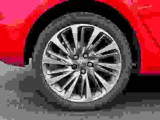 Vauxhall Astra Photo at-0f9b507196114a9b9f0a5899067acce1.jpg