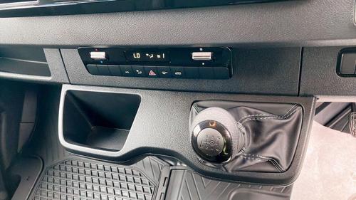 Mercedes-Benz Sprinter Photo at-0fcc1450649d4eb1b2001cf92a395f68.jpg