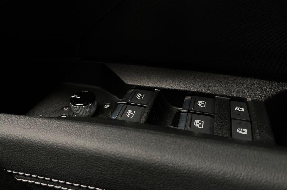 Audi Q4 Photo at-0fe70488abe04f8f8b09f464cba19f64.jpg