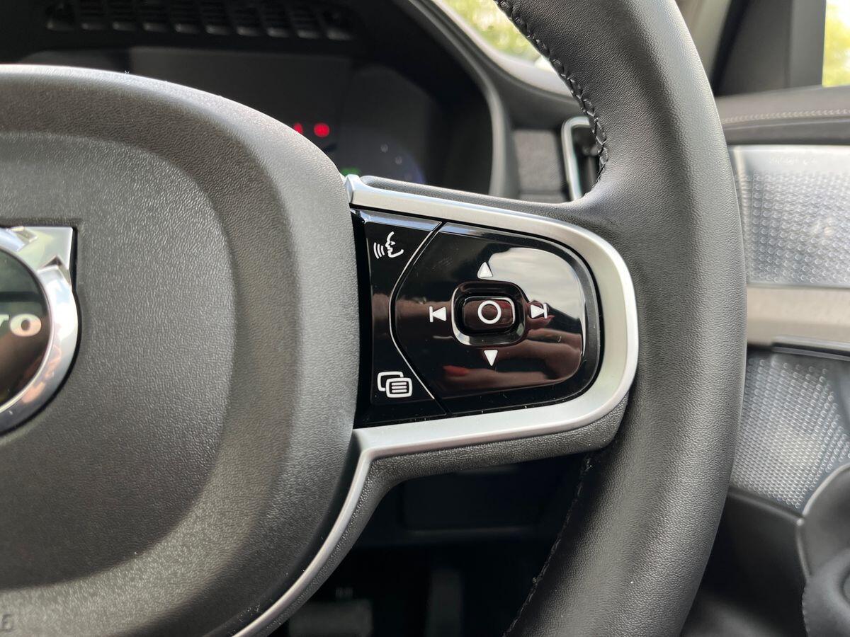 Volvo XC90 Photo 16
