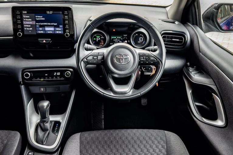 Used Toyota Yaris WP23HRO 16