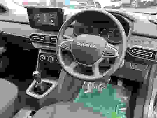 Dacia Jogger Photo at-104d5e0ab13e4540b24c6ebfc9950a57.jpg