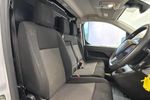 Vauxhall VIVARO Photo 20