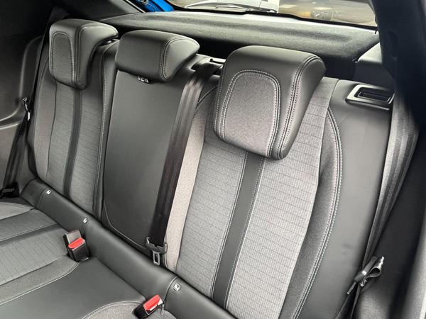Used Peugeot 208 GD23HVE 8