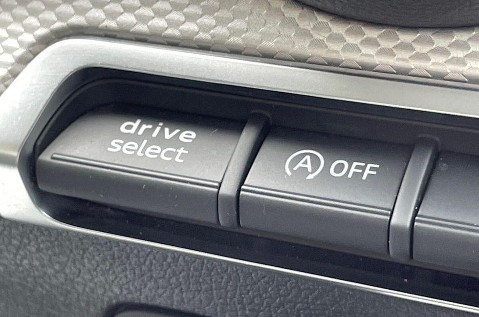 Audi Q2 Photo at-10a85c2a8b594a248f8d8c601dc4e858.jpg