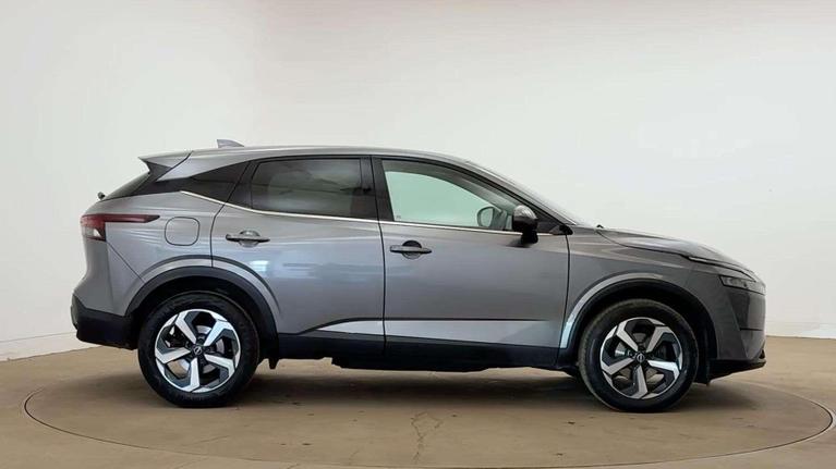 Used Nissan Qashqai DN72WFY 5