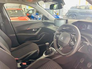 Peugeot 2008 Photo 22