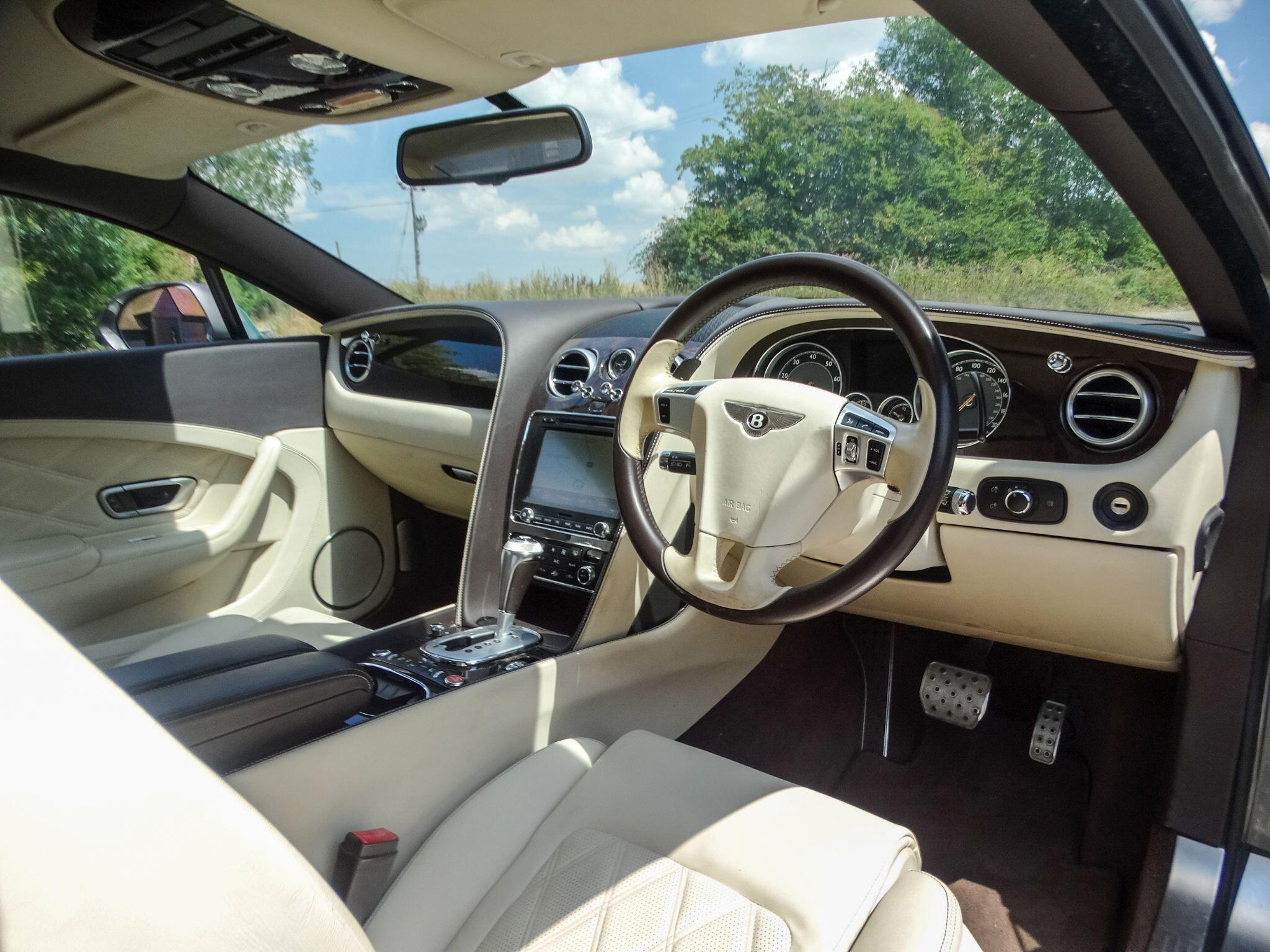 Bentley Continental 6.0 GT 2dr — photo 20