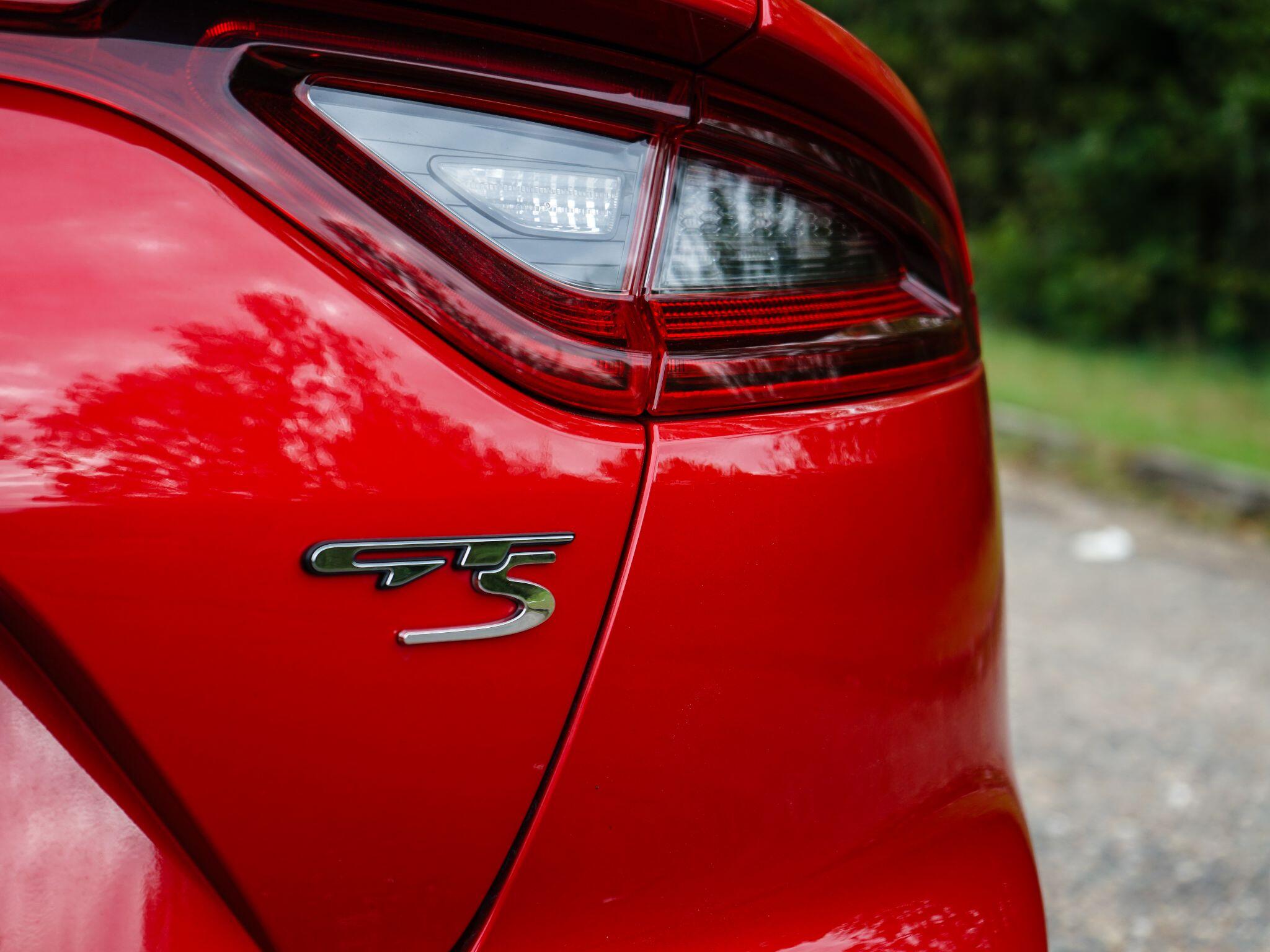 Kia Stinger 3.3 T-GDi V6 GT S Gran Turismo Auto Euro 6 (s/s) 5dr — photo 13