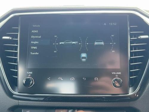 Isuzu D-MAX Photo at-10dff64a073f403592da06a665d67dbc.jpg