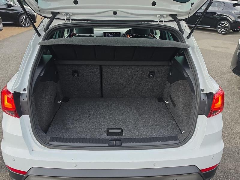 Used SEAT Arona DX73XSR 18