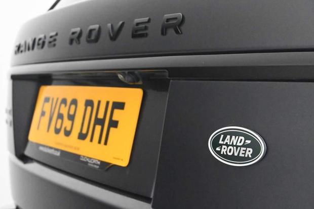 Land Rover RANGE ROVER Photo at-10f6b417370f4e6ea65629ef33605e11.jpg