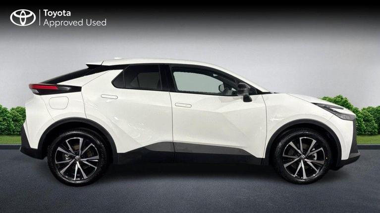 Used Toyota C-HR MA74VKW 5