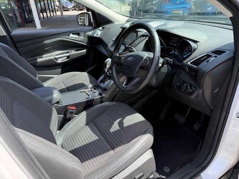 Used Ford Kuga ET68EHG 10
