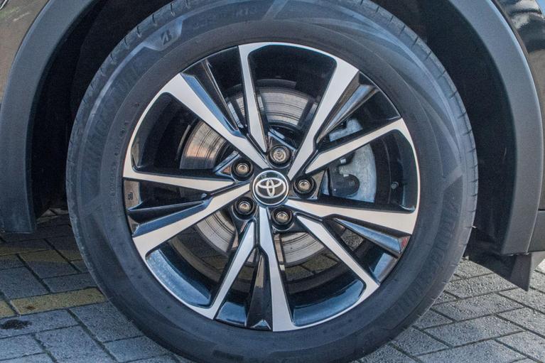 Used Toyota C-HR MC24FJY 17