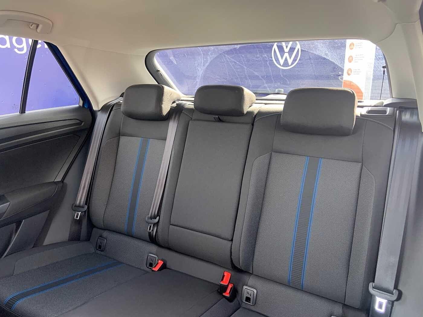 Volkswagen T-ROC Photo at-118e2083ba344a01a637857963c768cc.jpg