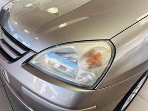 Suzuki Liana Photo 9