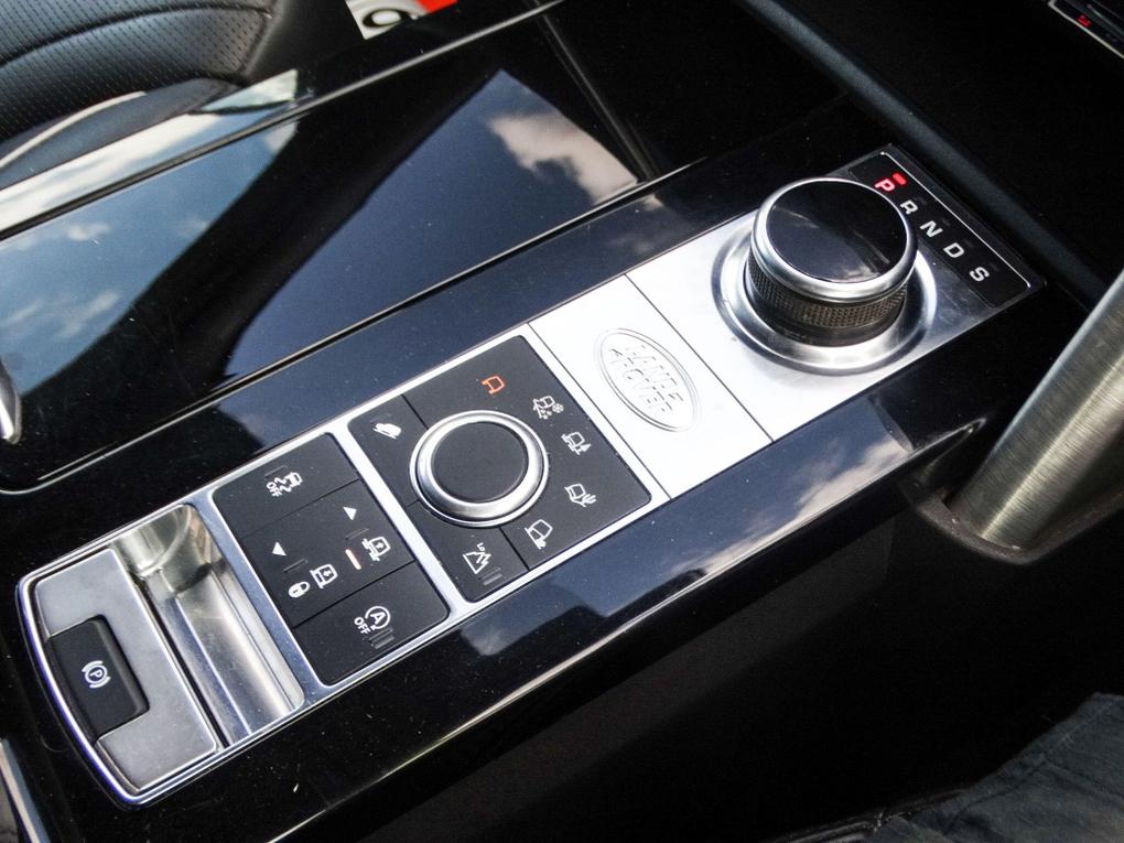 Used Land Rover Discovery CU20OUB 28