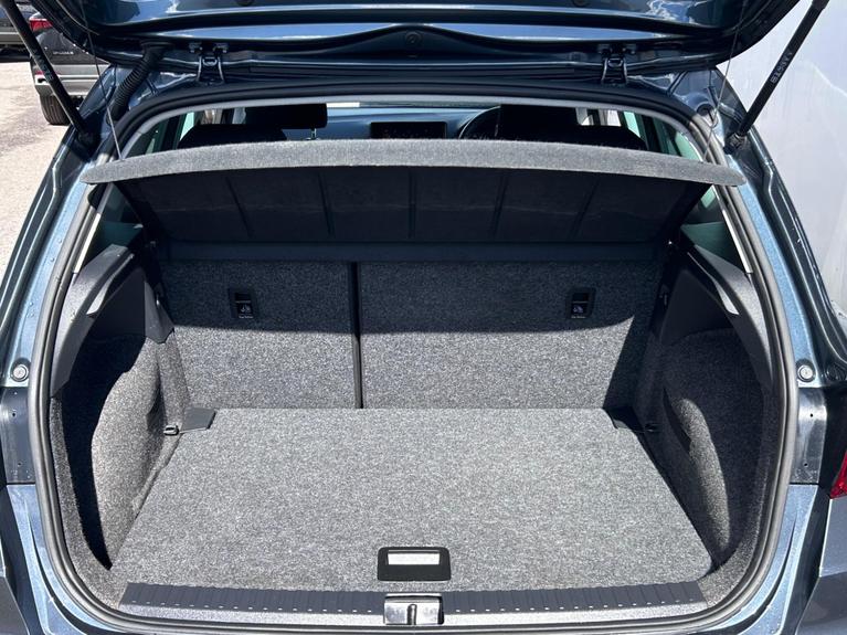 Used SEAT Arona WU72NLO 10