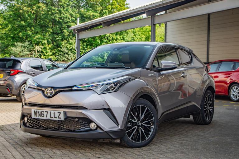 Used Toyota C-HR WN67LLZ 8