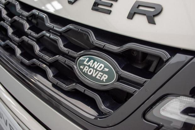 Land Rover RANGE ROVER EVOQUE Photo at-11f0ea882cb04739bfca06b72799c762.jpg