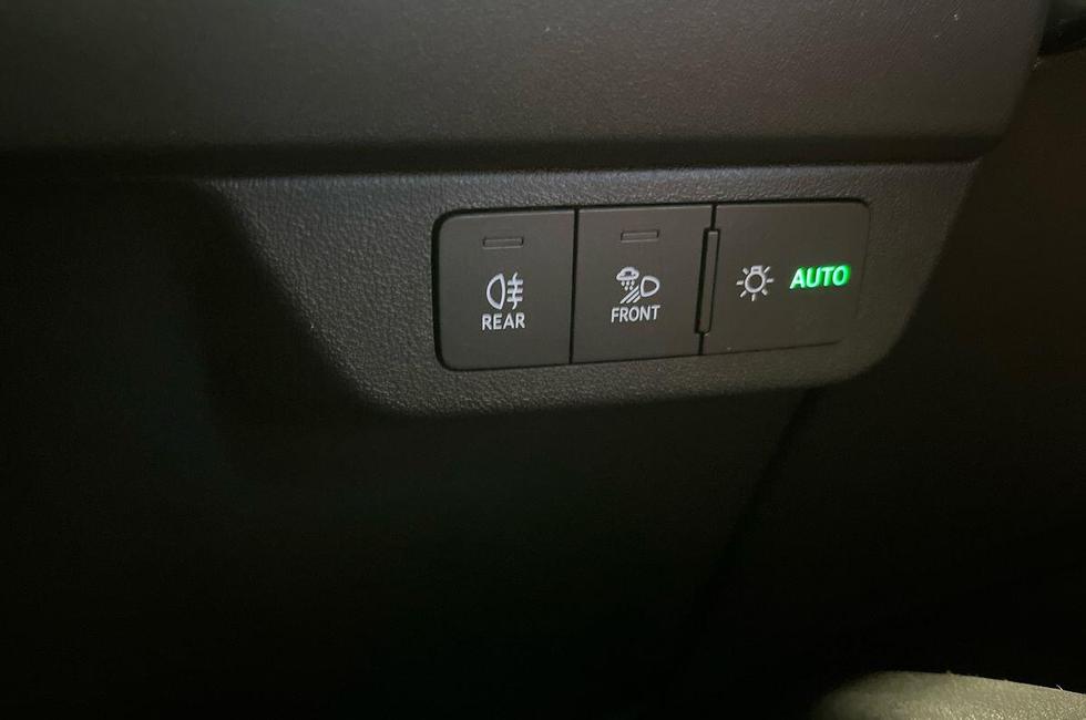 Audi Q4 Photo at-12141989557448b4a47d4fba8ffe77e7.jpg