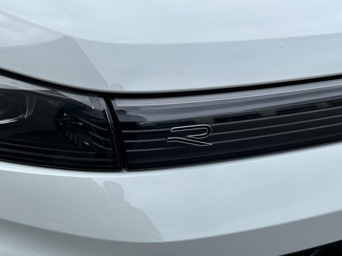 Volkswagen Tiguan Photo at-1218de3253be4493b00e9b605544fd61.jpg