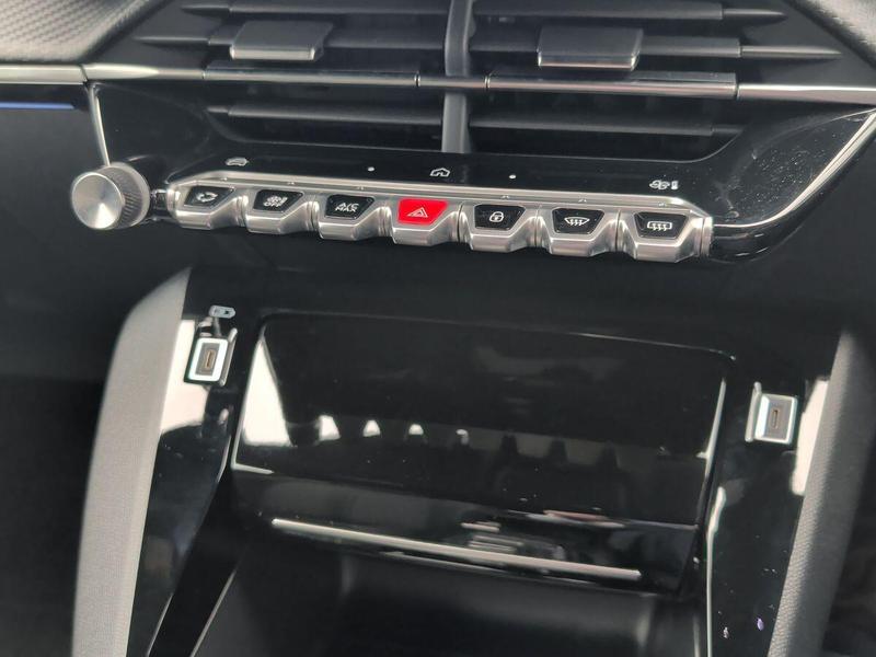 Used Peugeot 208 202601289492571 44