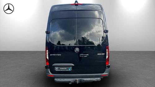 Mercedes-Benz Sprinter Photo at-12748dbc54ff4b4595d682a308356a4a.jpg