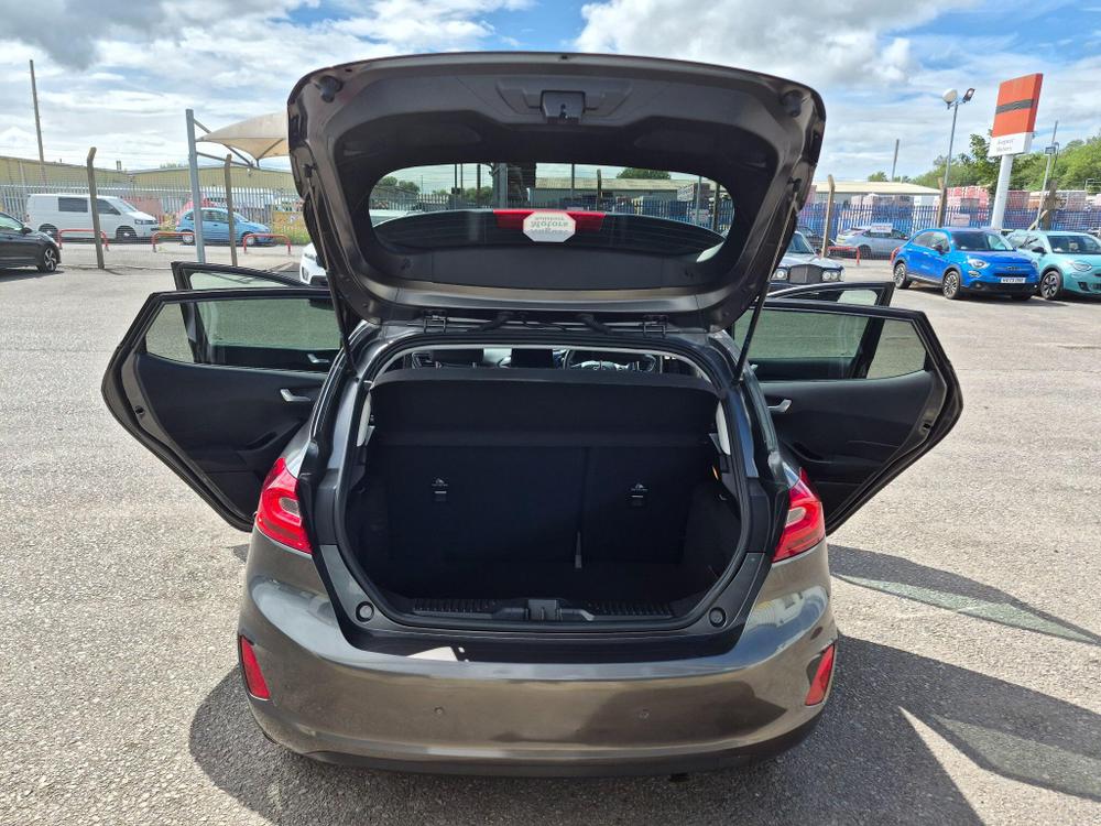 Ford Fiesta Photo at-1289bfd79c334c0b99b62b4406f7e6d1.jpg
