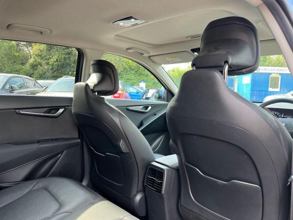 Kia Niro Photo at-12ba707b23714559b64c86866e301f4e.jpg