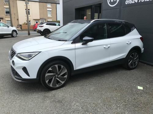 SEAT Arona Photo at-13060fee98544b548d97080e9d511340.jpg