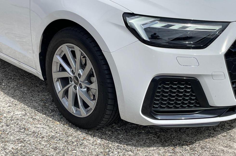 Audi A1 Photo at-131c7e50b770464dbda4e38f252d82aa.jpg