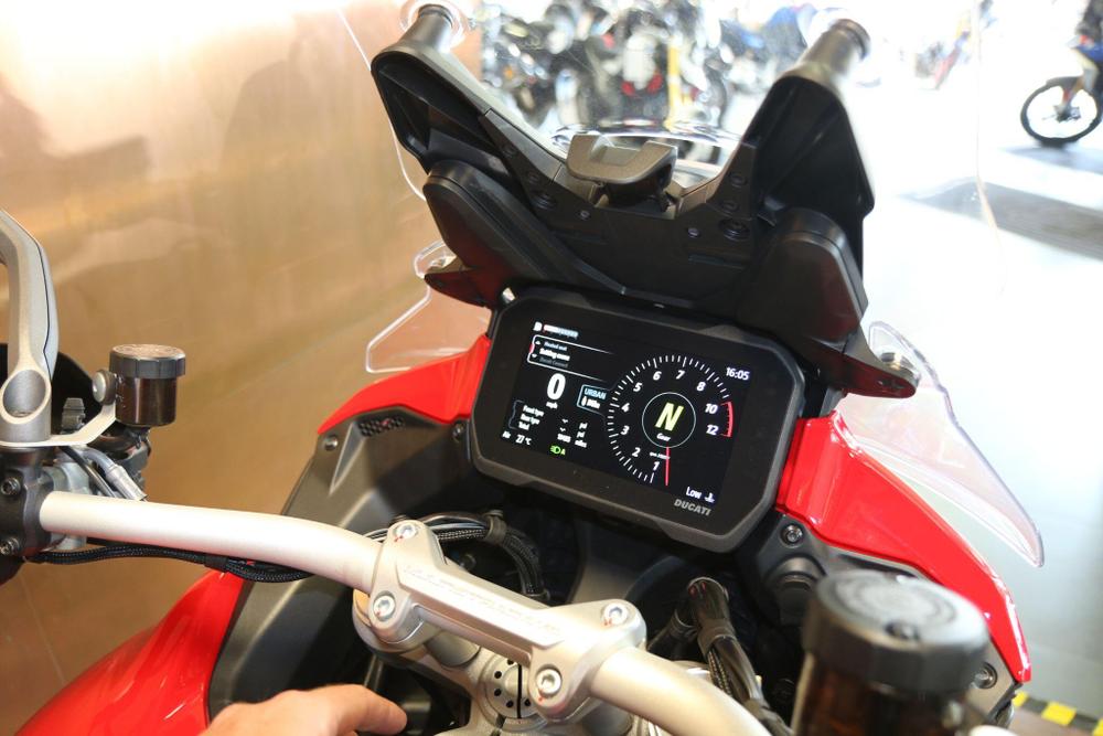 Ducati Multistrada V4 Photo at-1340e076b77f4fdcae285ad6a5797572.jpg