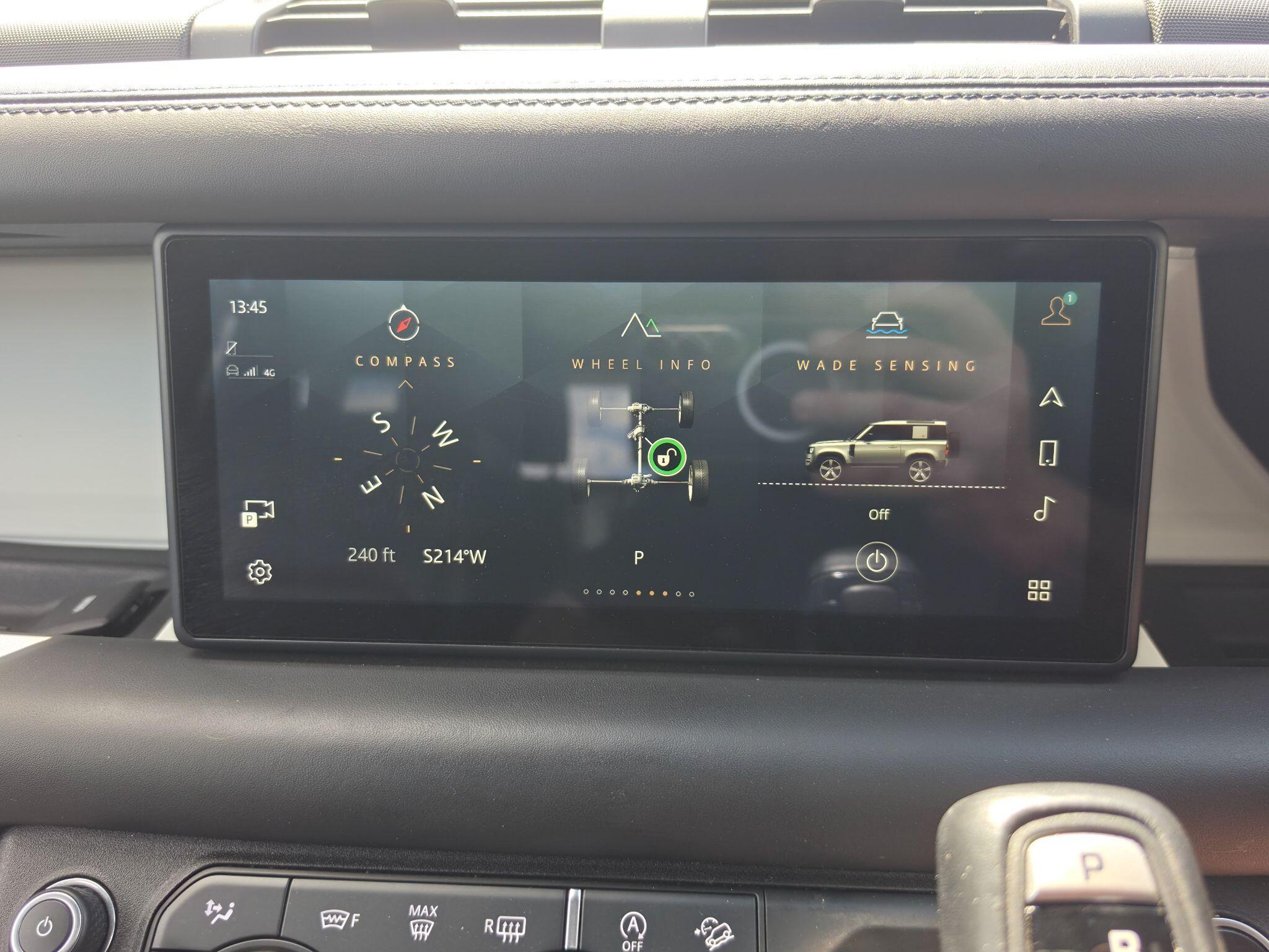 Land Rover Defender 90 2.0 P300 X-Dynamic SE SUV 3dr Petrol Auto 4WD Euro 6 (s/s) (300 ps) — photo 19